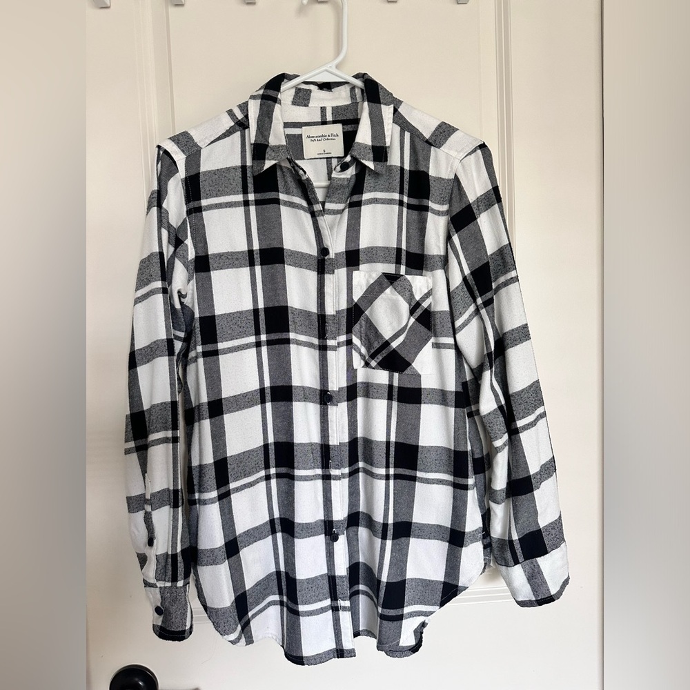 Abercrombie & Fitch boyfriend flannel, size small